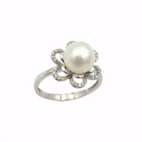 9ct White Gold Pearl & Diamond Ring