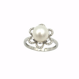 9ct White Gold Pearl & Diamond Ring